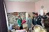 Герой России Александр Янклович поздравил с Днем Победы ветерана, проживающую в Энгельсском доме-интернате